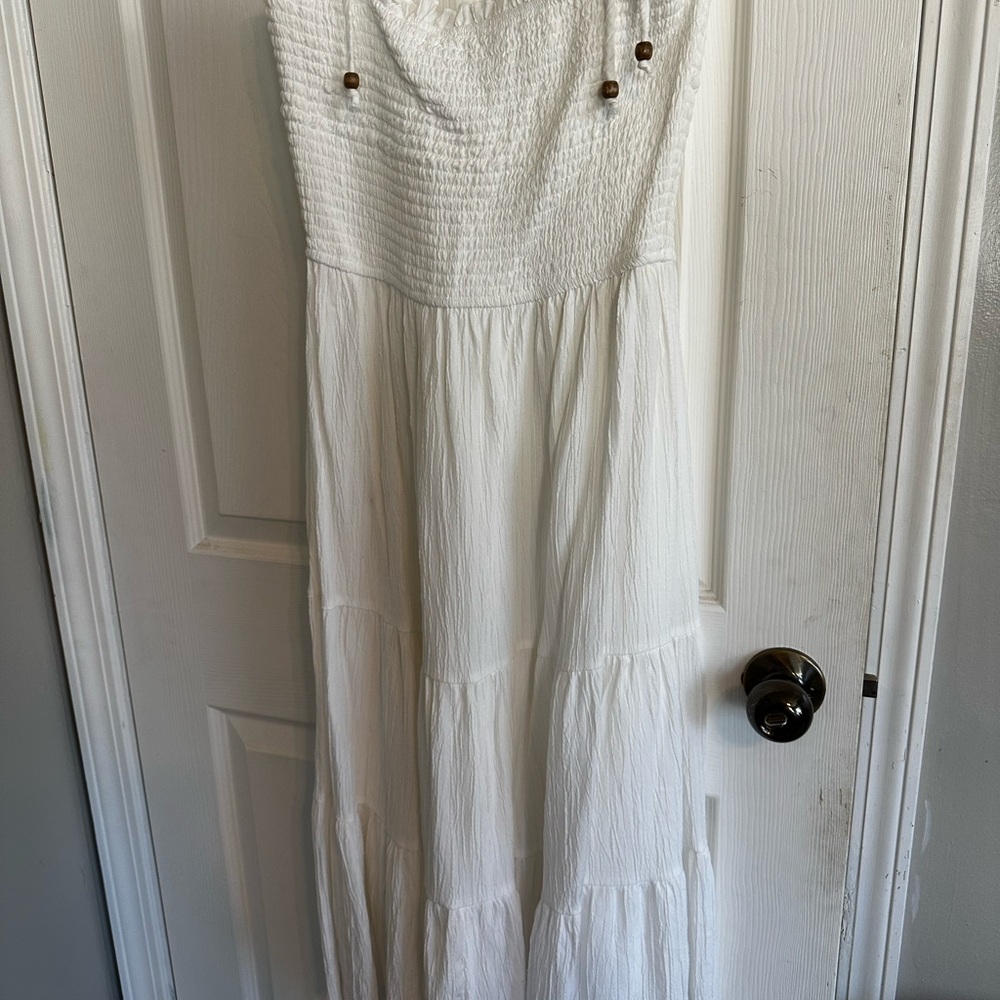 HYFVE Strapless White midi Dress